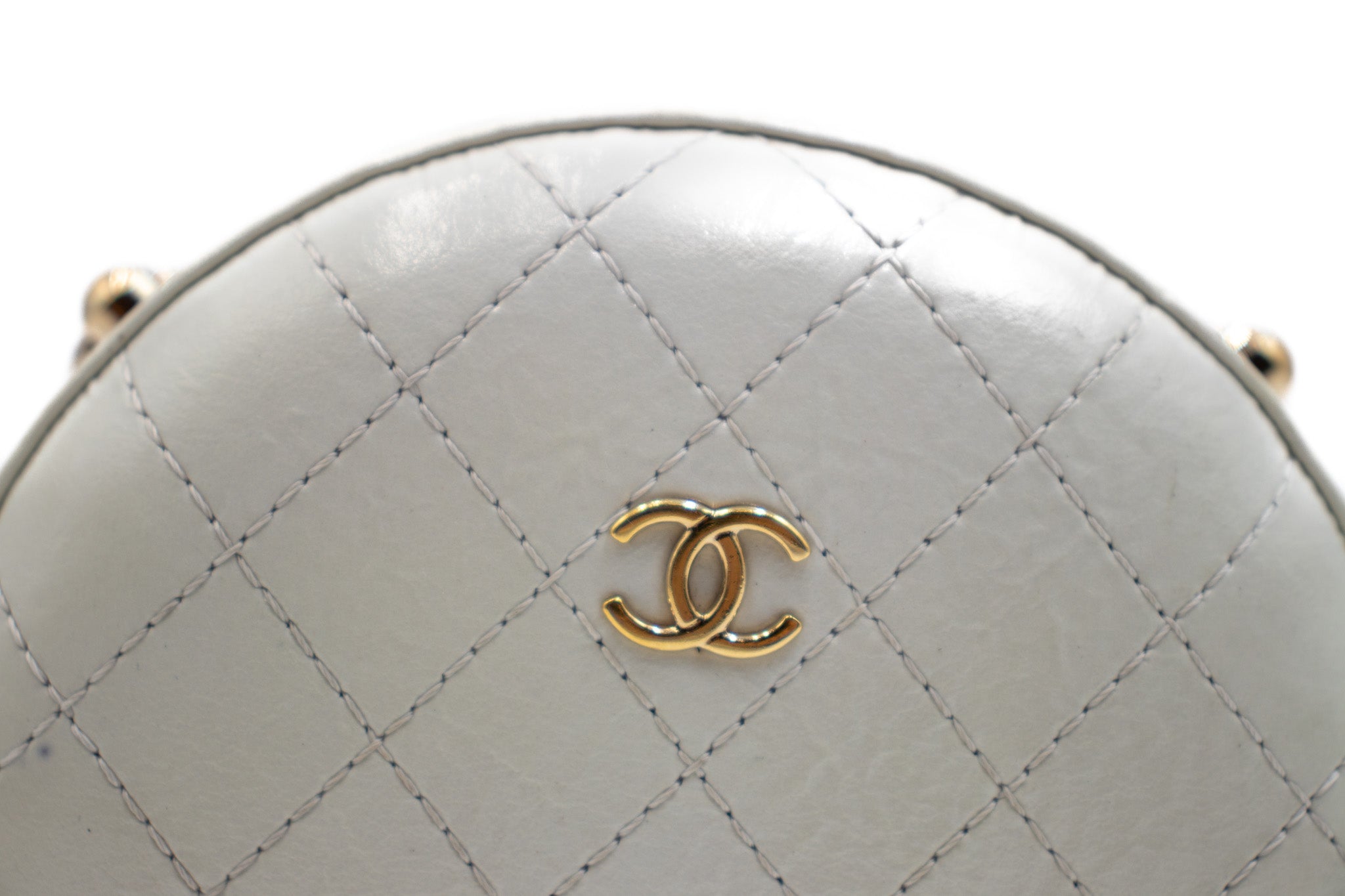 Chanel Runde Schultertasche mit Matelassé-Kette