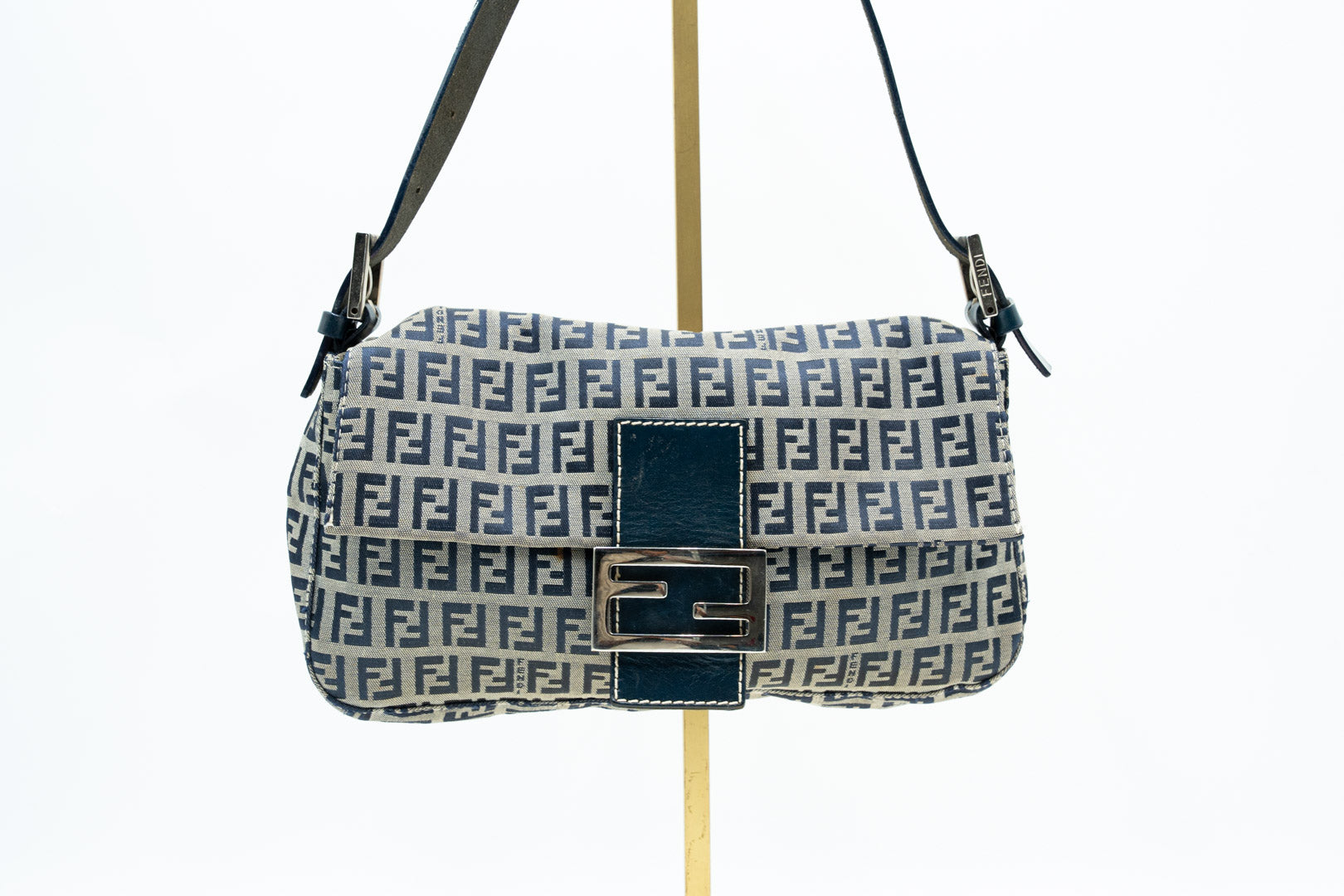 Fendi Baguette FF Monogram Bag Handtasche