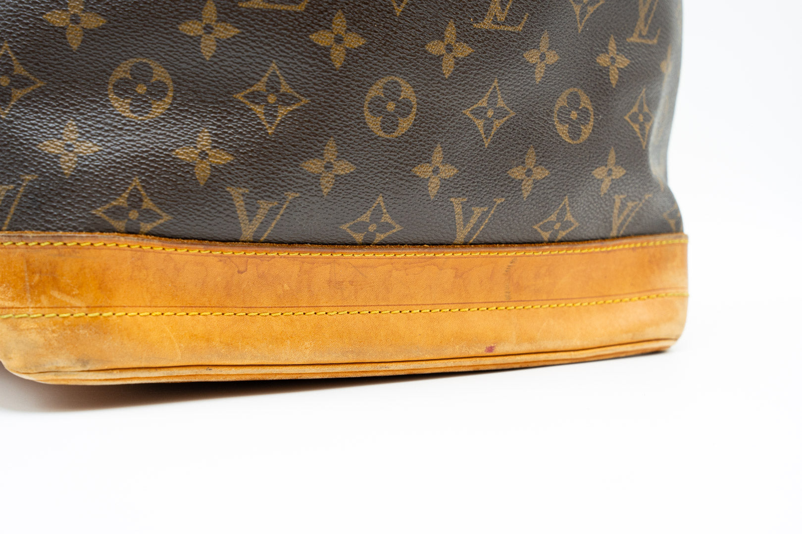 Louis Vuitton Sac Noe Grande Schultertasche